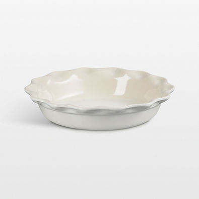 View Le Creuset ® Heritage 23cm Meringue Stoneware Pie Dish with Fluted Rim details