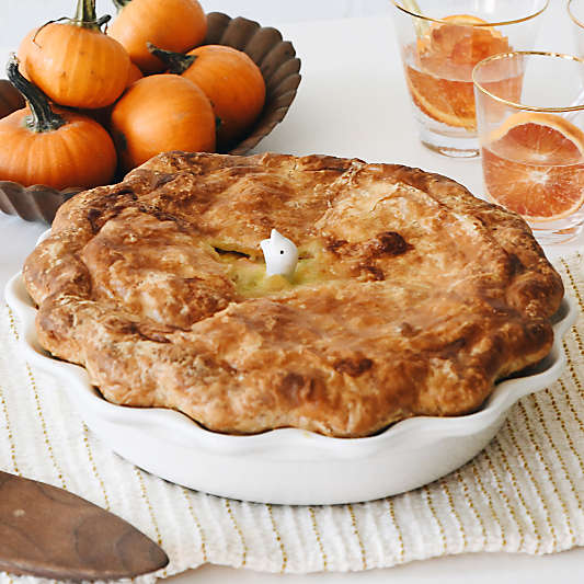 Le Creuset ® White Fluted Ceramic Pie Dish and Loaf Pan Set