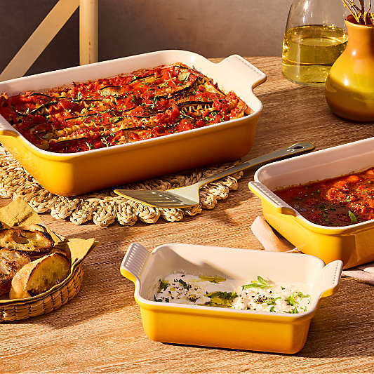 Le Creuset ® Heritage Nectar Stoneware 3-Piece Rectangular Baking Dishes Set