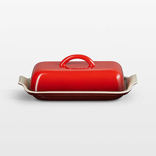 Le Creuset ® Heritage Cerise Ceramic Butter Dish
