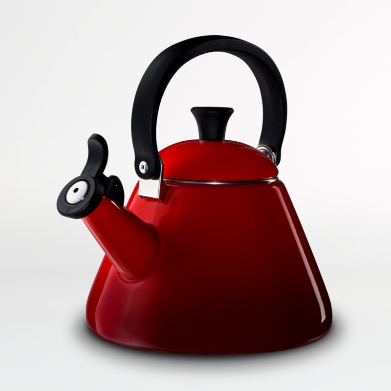 Le Creuset Cerise Kone Kettle