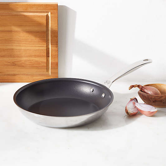 Le Creuset ® 10" Nonstick Fry Pan