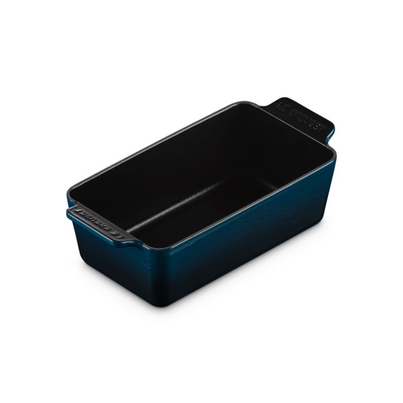 Le Creuset ® Nuit Signature Cast Iron Loaf Pan - image 3 of 8