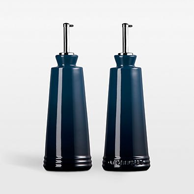 View Le Creuset ® Nuit Oil & Vinegar Cruet, Set of 2 details