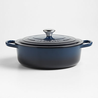 View Le Creuset ® Signature 6.75-Qt. Nuit Enameled Cast Iron Round Wide Oven details