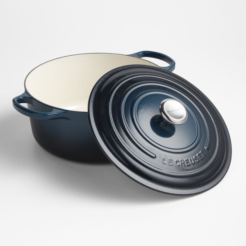 Le Creuset ® Signature 6.7L/7.25-Qt Nuit Enameled Cast Iron Round Dutch Oven - image 6 of 11