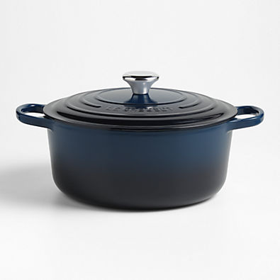 View Le Creuset ® Signature 7.25-Qt. Nuit Enameled Cast Iron Round Dutch Oven details