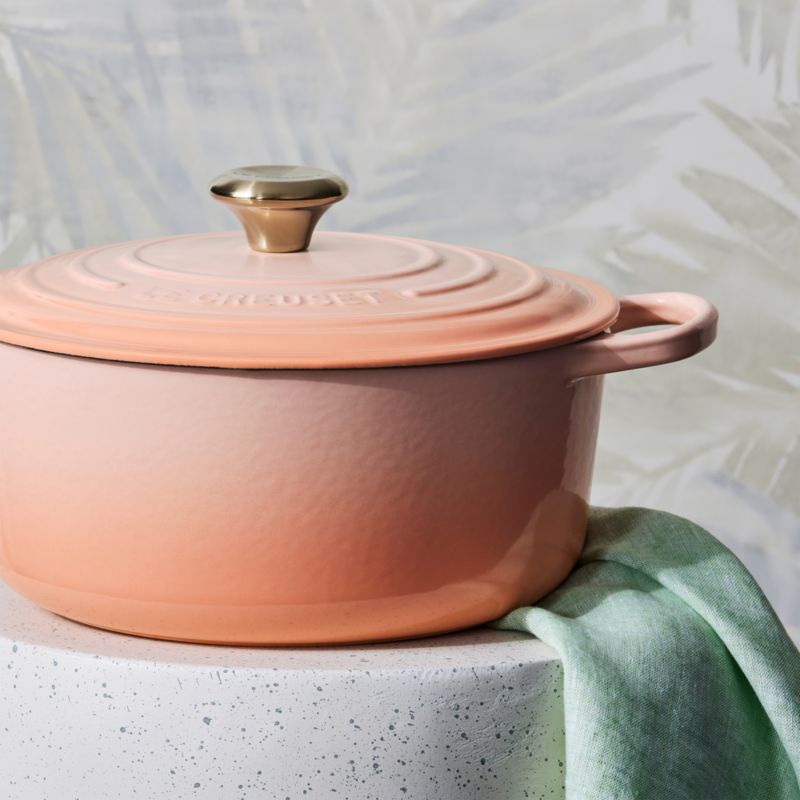 Le Creuset ® Peche 6.75-Qt. Signature Wide Round Oven - image 6 of 10