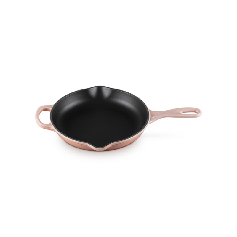 Le Creuset ® Peche 9" Signature Round Skillet