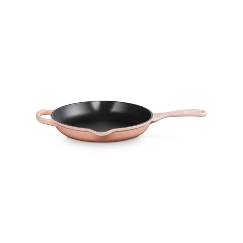 Le Creuset ® Peche 9" Signature Round Skillet