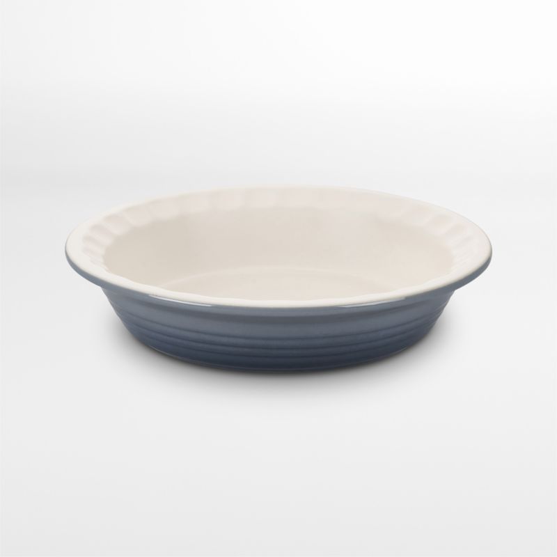 Le Creuset Graphite Pie Dish + Reviews