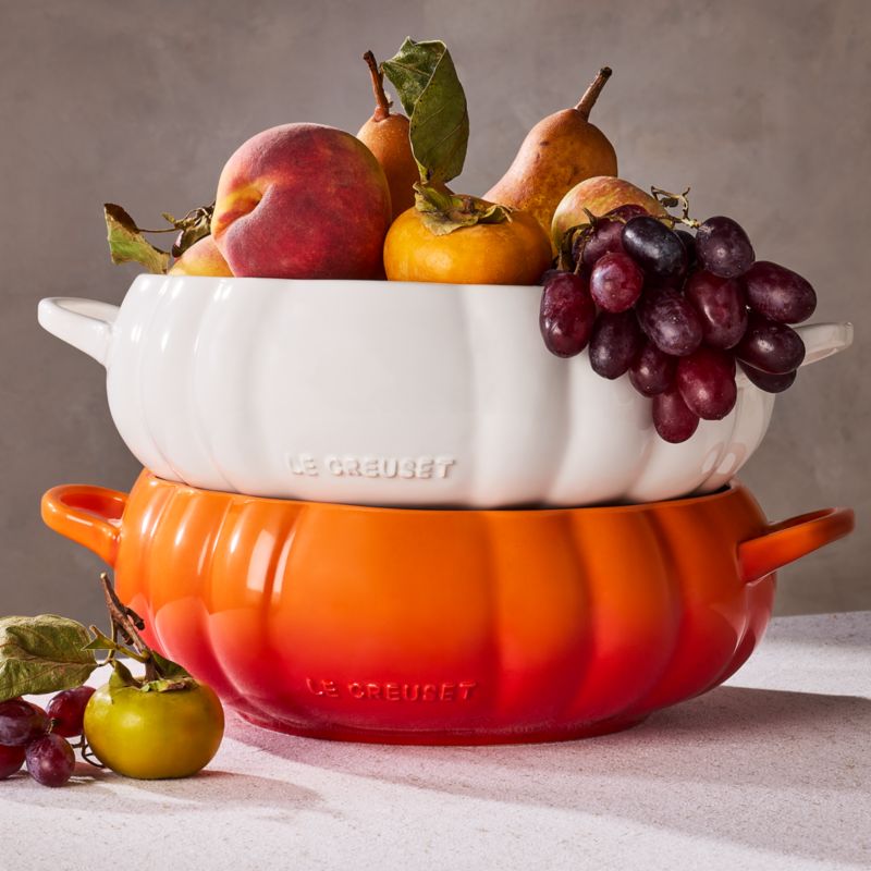 Le Creuset Persimmon 4-Qt. Pumpkin Serve Bowl - image 1 of 2