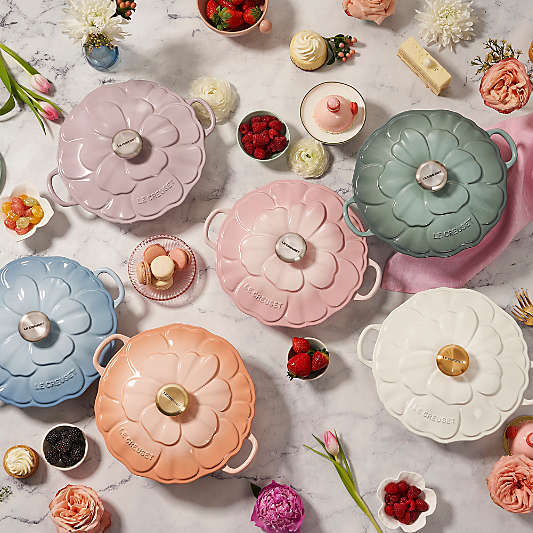Le Creuset ® Signature 2.25-Qt. Peche Enameled Cast Iron Petal Brasier