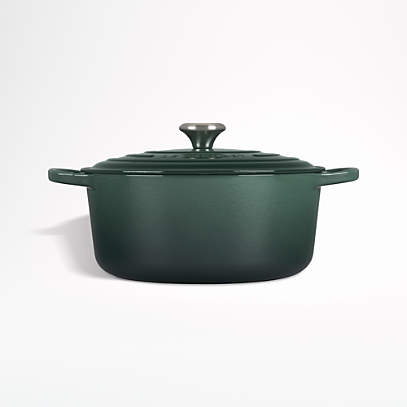 Le Creuset Signature Round 7.25-Qt. Artichaut Green Enameled Cast Iron  Dutch Oven with Lid + Reviews