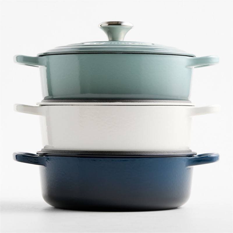 Le Creuset ® Signature 3.5-Qt. Nuit Enameled Cast Iron Round Wide Dutch Oven - image 1 of 5