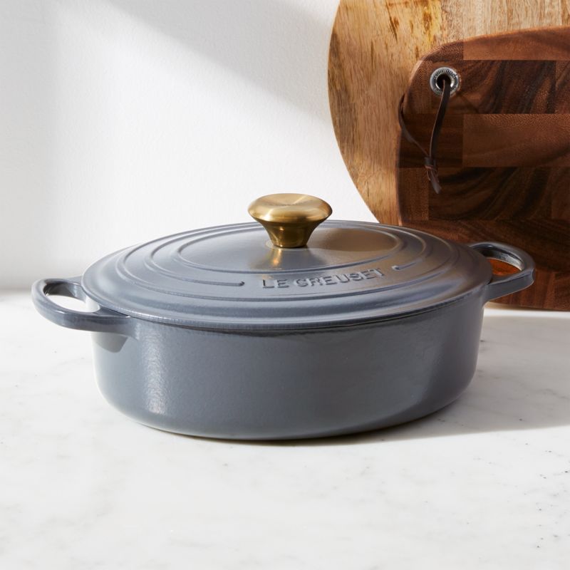 Le Creuset Signature 3 5 Qt Graphite Grey Oval Wide Dutch Oven Reviews Crate And Barrel