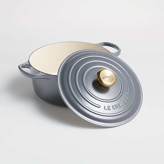 Le Creuset ® Signature Graphite 4.5-Qt. Enameled Cast Iron Round Dutch Oven