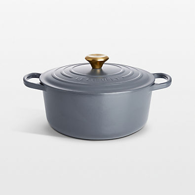 View Le Creuset ® Signature 5.5-Qt. Graphite Grey Round Dutch Oven details