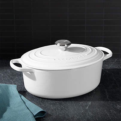 Le Creuset ® Signature White 5-Qt. Enameled Cast Iron Oval Dutch Oven