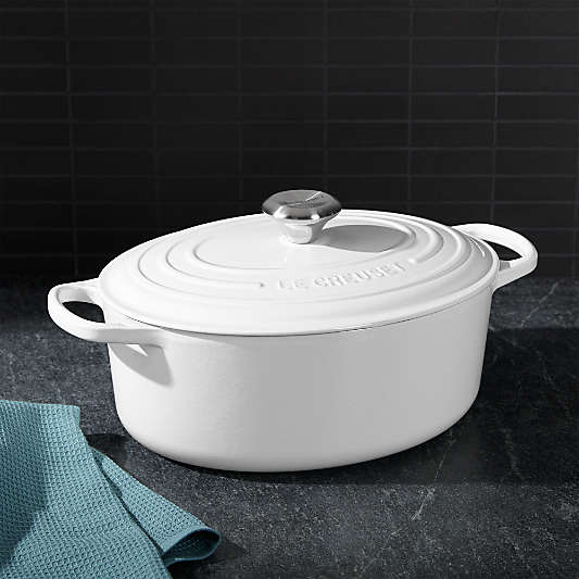 Le Creuset ® Signature White 5-Qt. Oval Dutch Oven