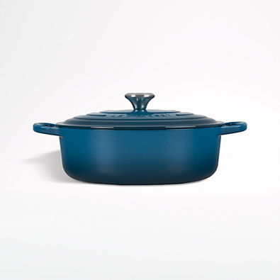 View Le Creuset ® Signature 6.75-Qt. Deep Teal Enameled Cast Iron Dutch Oven details