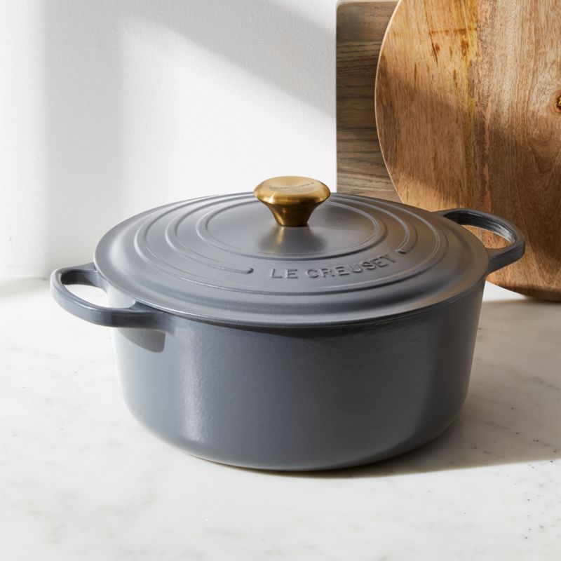 Le Creuset Signature 7.25-Qt. Graphite Grey Round Dutch Oven + Reviews | Crate & Barrel