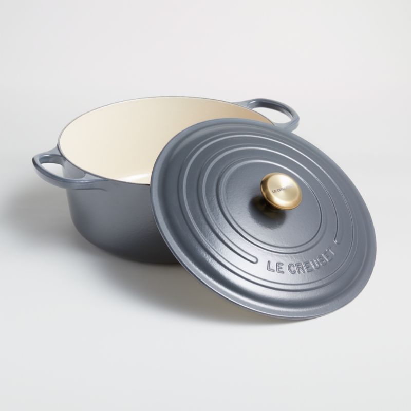 Le Creuset ® Signature 9-Qt. Graphite Grey Enameled Cast Iron Dutch Oven - image 1 of 7