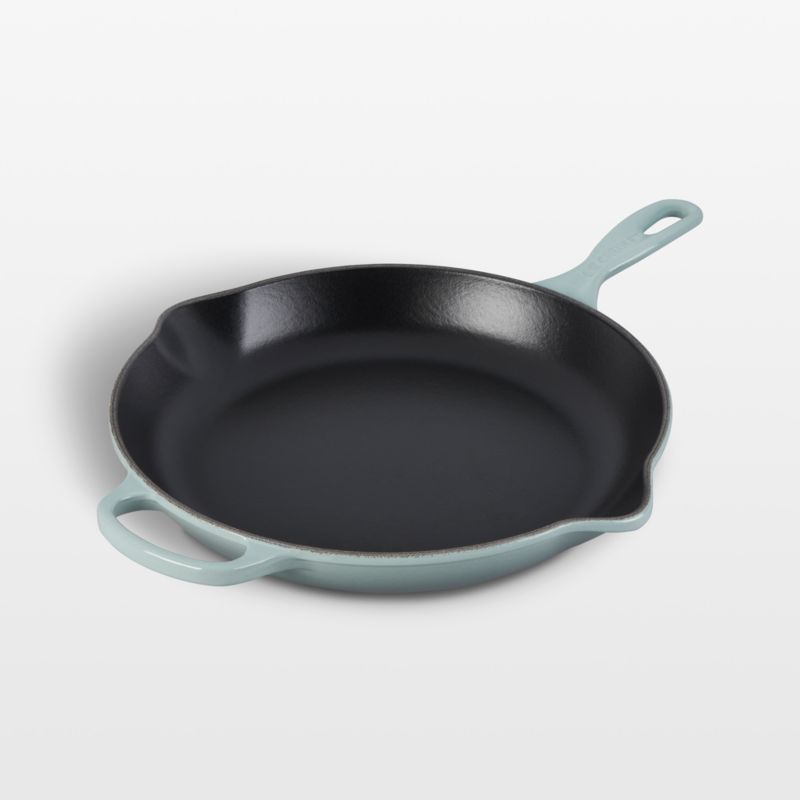 Le Creuset 9 Classic Skillet - Sea Salt