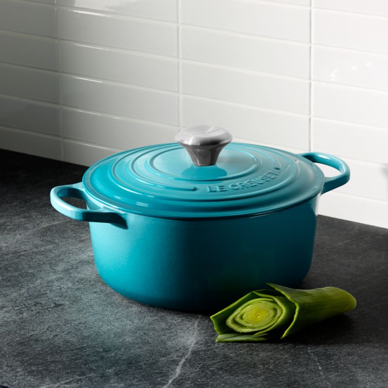 Le Creuset Signature 5.5-Qt. Round Caribbean Blue Enameled Cast Iron ...