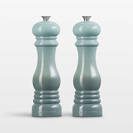 Le Creuset ® Sea Salt Salt and Pepper Mill Set