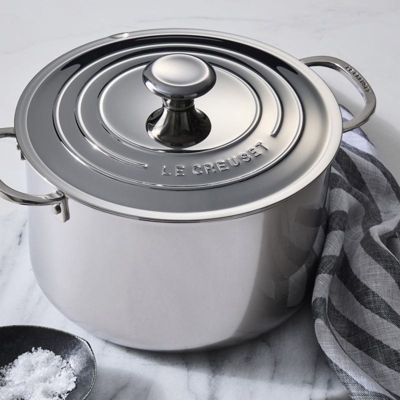 Le Creuset ® Signature Stainless Steel 7-Qt. Stock Pot with Lid - image 1 of 6