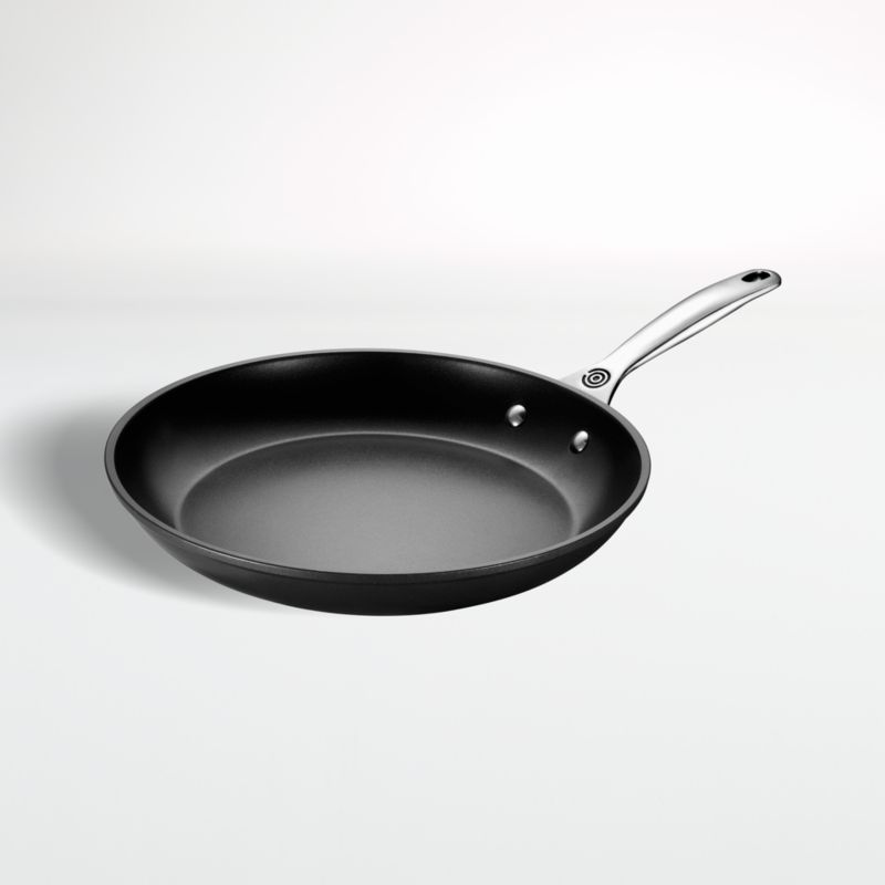 Le Creuset Toughened Nonstick PRO Stir Fry Pan 12