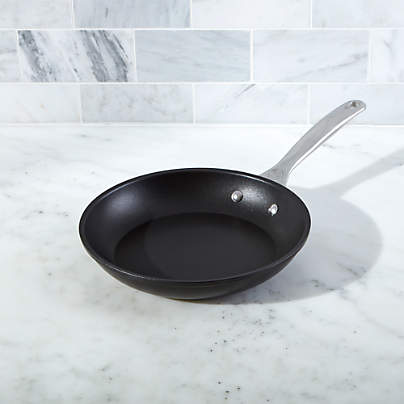 Le Creuset ® Toughened Non-Stick Pro 9.5"/24cm Fry Pan