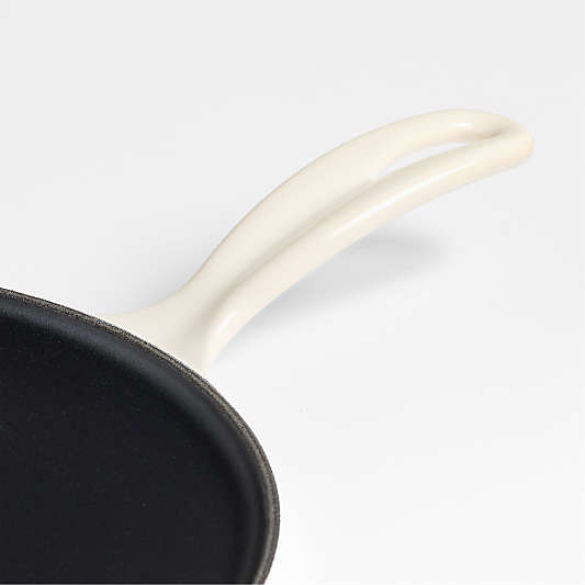 Le Creuset ® Heritage Traditional Round 10.25" Cream Crepe Pan
