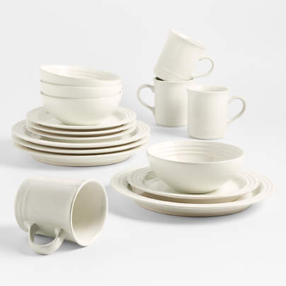 Le Creuset ® 16-Piece Cream Dinnerware Set