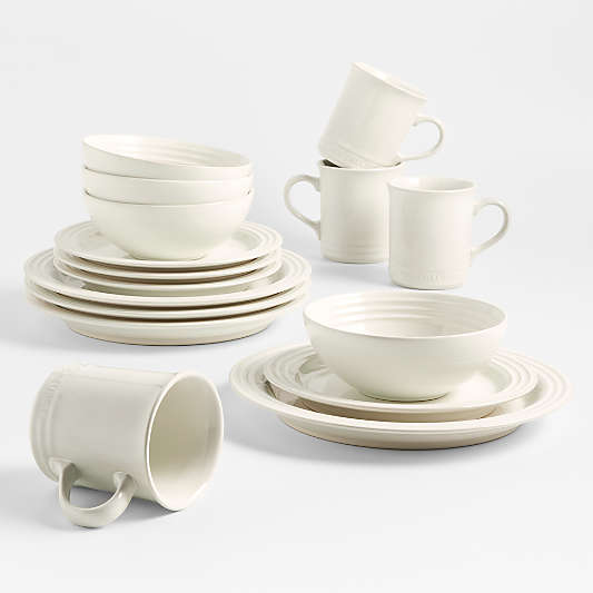 Le Creuset ® 16-Piece Cream Dinnerware Set