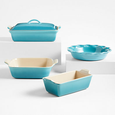 View Le Creuset ® 5-Piece Caribbean Blue Ceramic Bakeware Set details