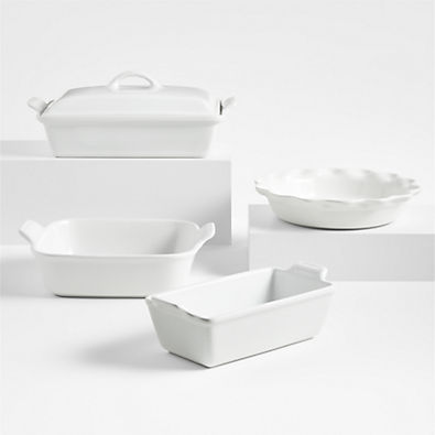 View Le Creuset ® Heritage White 5-Piece Stoneware Bakeware Set details
