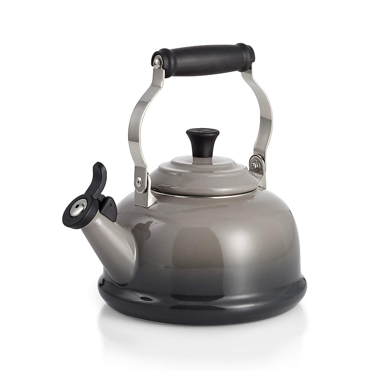Le Creuset Classic Whistling Kettle Review: Stunning, But Pricey