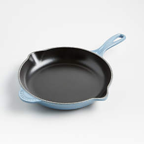 Le Creuset Graphite 2.75-Qt. Shallow Round Dutch Oven + Reviews, Crate &  Barrel in 2023