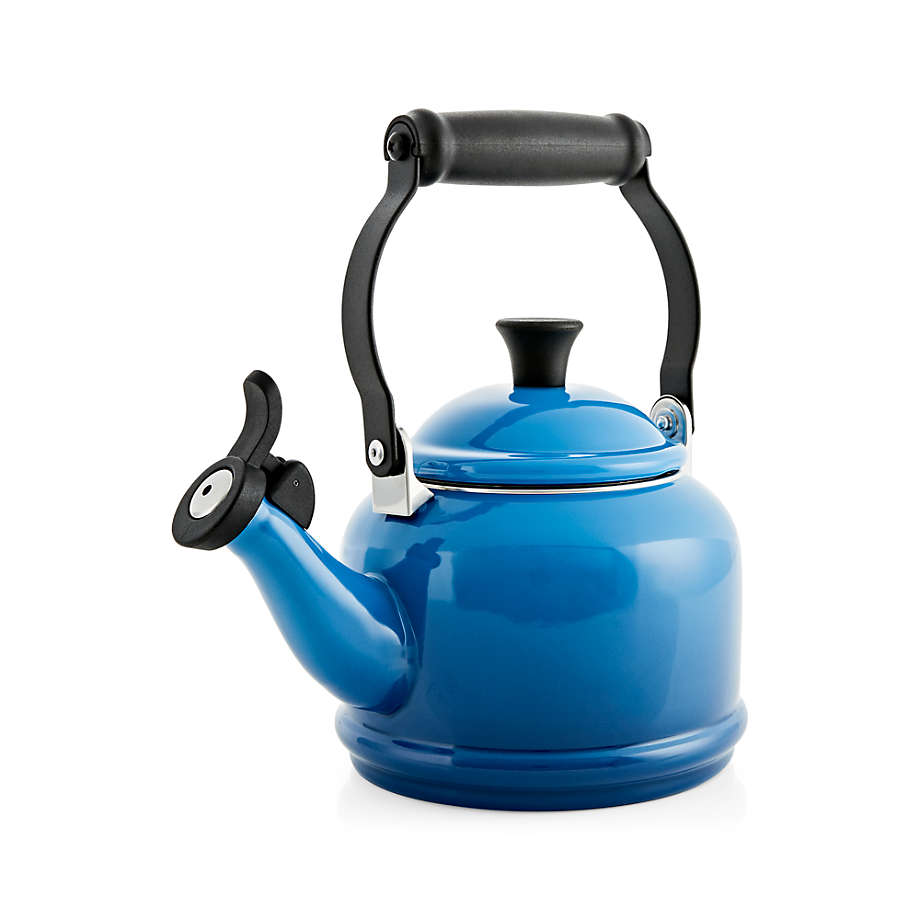 Le creuset hotsell blue tea kettle