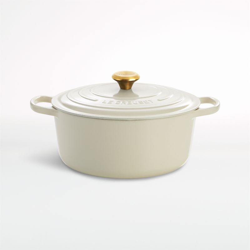 Le Creuset Signature Round 7.25-Qt. Cream Dutch Oven with Lid + Reviews ...