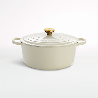 View Le Creuset ® Signature 7.25-Qt. Cream Enameled Cast Iron Dutch Oven details