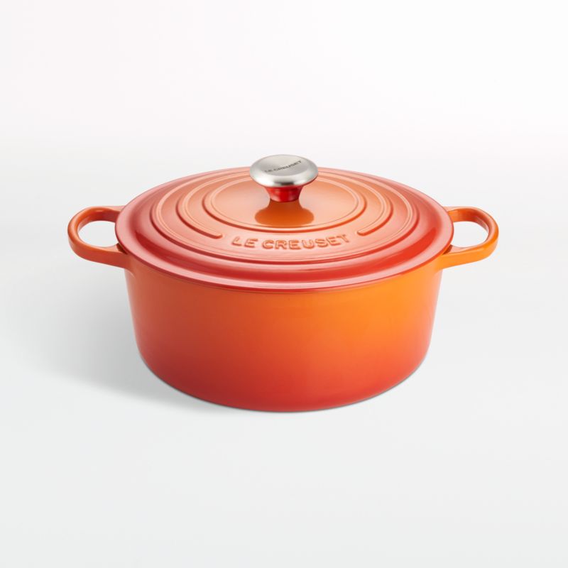 Le Creuset 7.25 qt Classic French Dutch Oven- Flame Volcanique