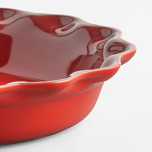 Le Creuset ® Heritage 9" Cerise Stoneware Pie Dish with Fluted Rim