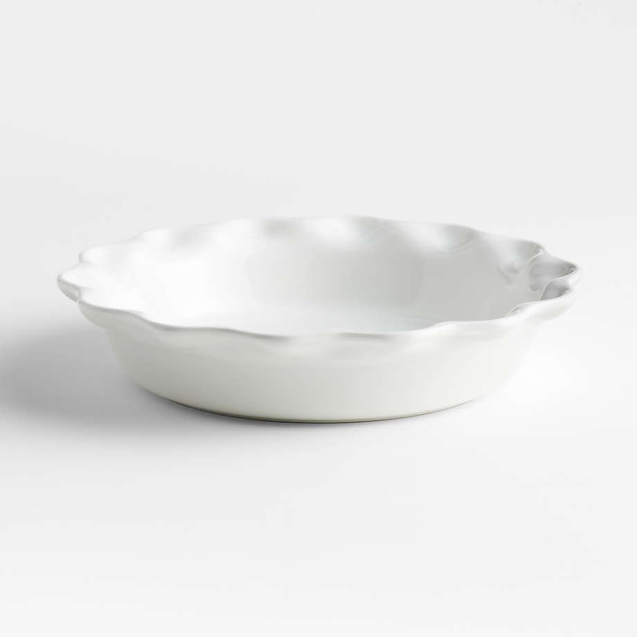 Le Creuset Heritage White Pie Dish + Reviews | Crate & Barrel