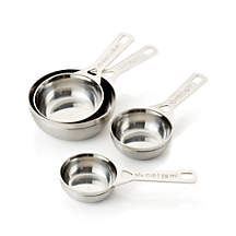 Le Creuset 4-Piece Stainless Steel Dry Measuring Cup Set + Reviews ...