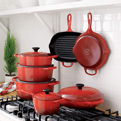 Valor 8 Merlot Enameled Cast Iron Skillet