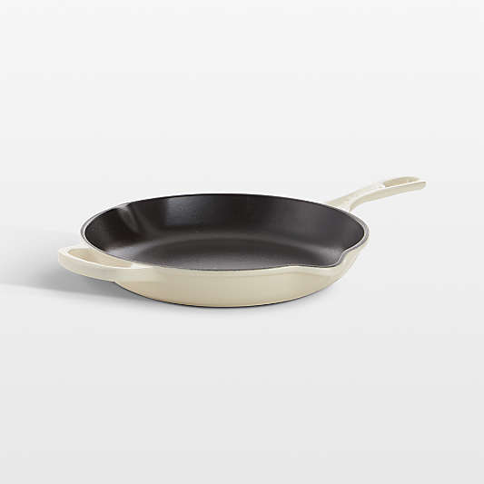 Le Creuset ® Signature 10.25" Cream Enameled Cast Iron Skillet