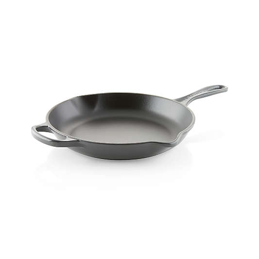 Le Creuset ® Signature 10.25" Graphite Grey Enameled Cast Iron Skillet